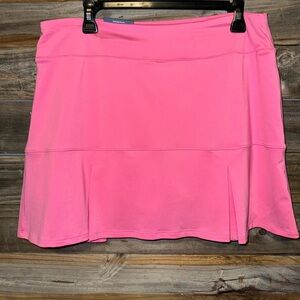 Reel Lengends- NWT-women’s Skort- large- pink- polyester
